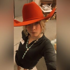 Meet your Posher, Kali